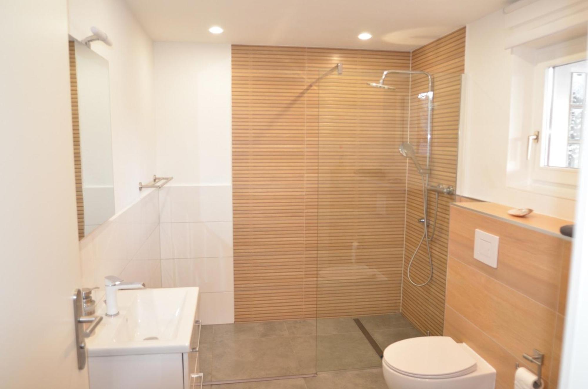 Gaestehaus Peter Mettlach Ngoại thất bức ảnh
