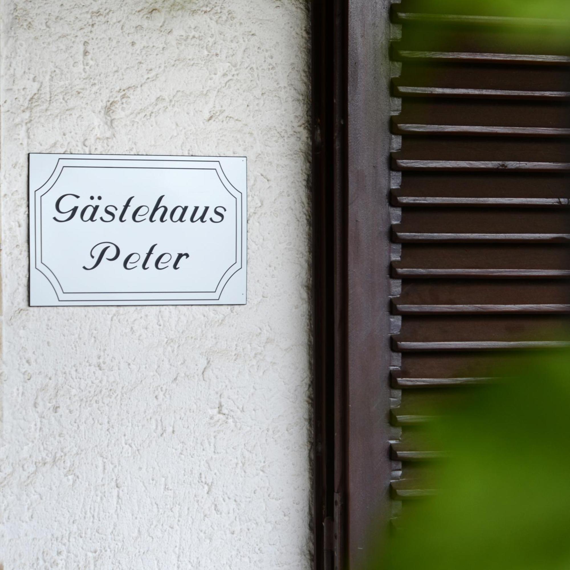 Gaestehaus Peter Mettlach Ngoại thất bức ảnh