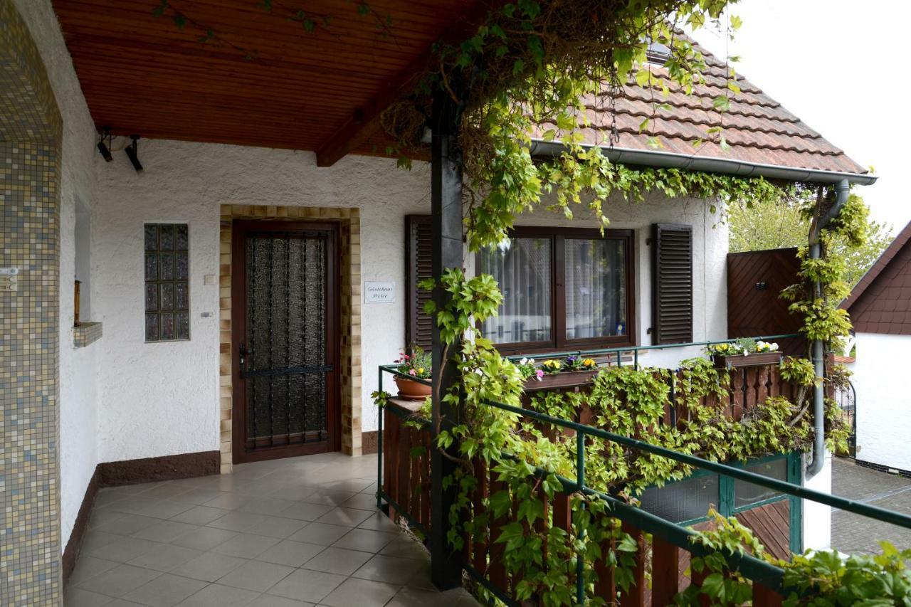 Gaestehaus Peter Mettlach Ngoại thất bức ảnh